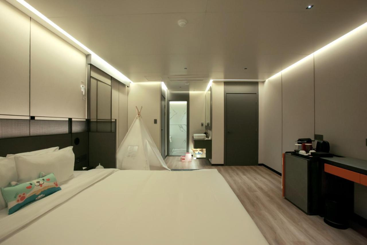 L&L City Hotel Чеджудо Экстерьер фото